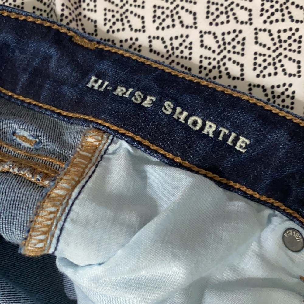AE High Rise Shortie - Picture 3 of 4